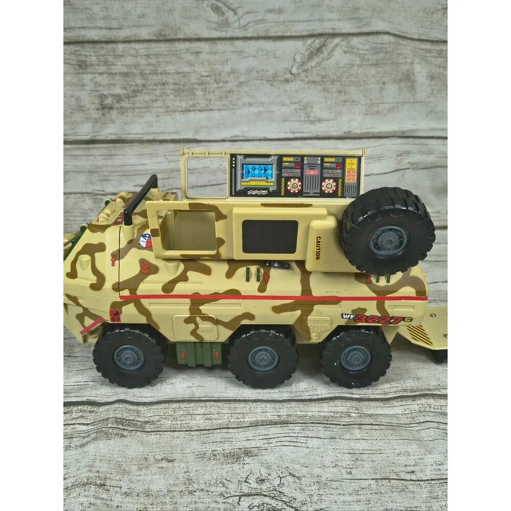 Vintage 1996 Lanard The Corps! World Force APC Armoured Personnel Carrier
